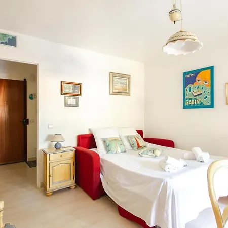 Magnolia Furnished Flat Апартаменты